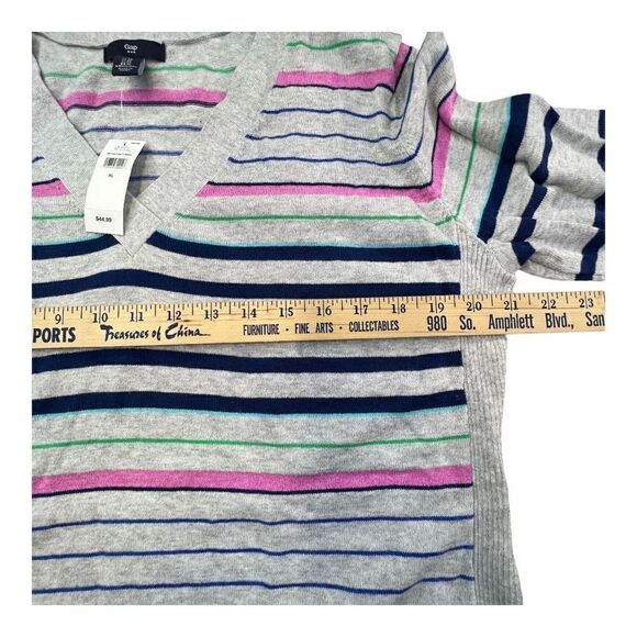 Gap Women's Multi Striped V Neck Pullover Sweater Light Gray Heather Size XL NWT - Picture 6 of 9